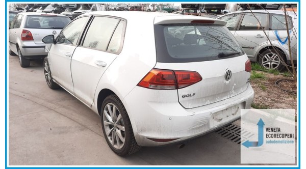 VOLKSWAGEN GOLF  del 2016 parti usate e ricambi
