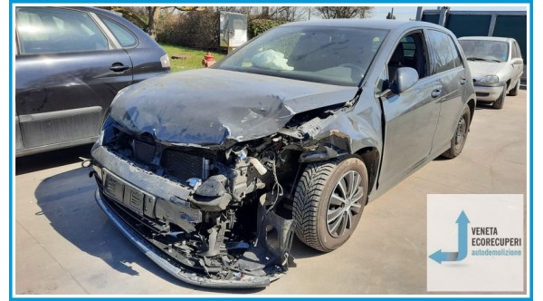 VOLKSWAGEN GOLF  del 2016 parti usate e ricambi