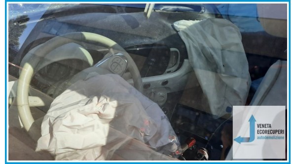 FIAT 500 4S del 2019 parti usate e ricambi