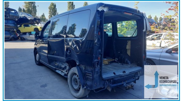 CITROEN JUMPY COMBI 3a Serie  del 2013 parti usate e ricambi