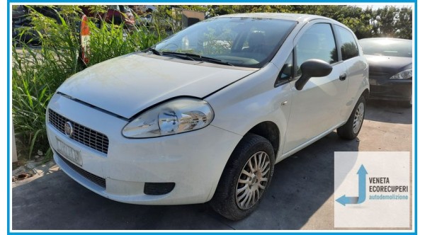 FIAT GRANDE PUNTO 4C del 2009 parti usate e ricambi