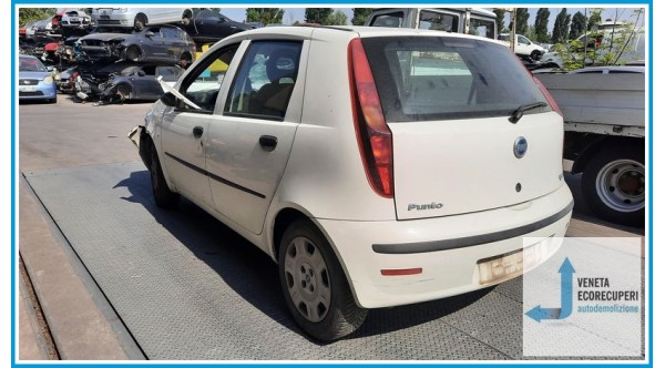 FIAT PUNTO 2U del 2005 parti usate e ricambi