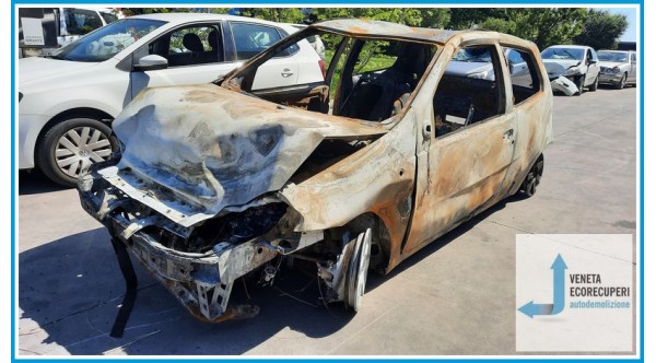 FIAT PUNTO 2U del 2004 parti usate e ricambi