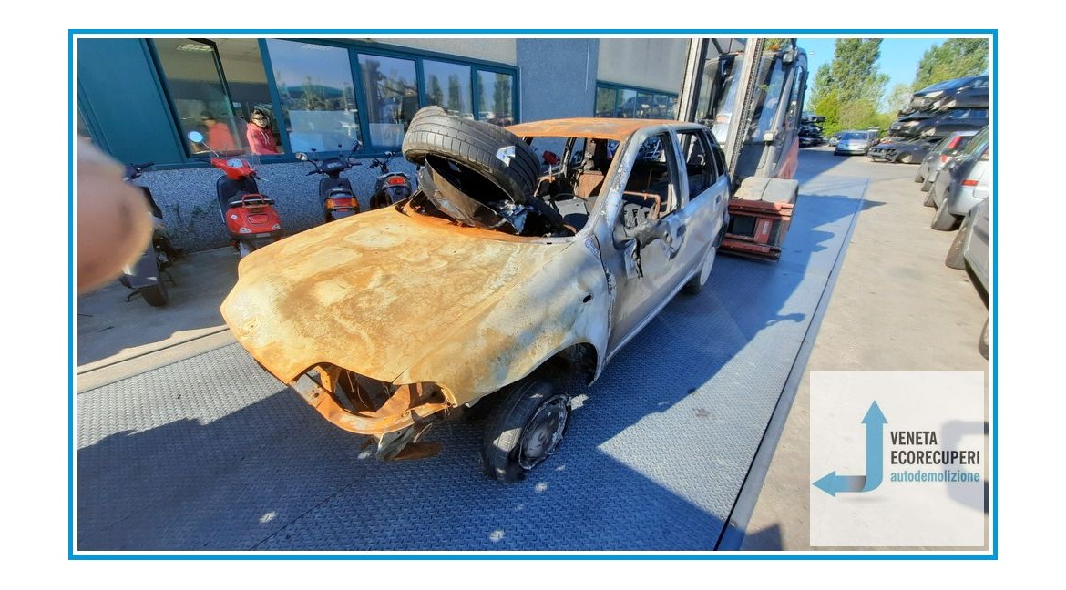 FIAT PUNTO 1a Serie  del 1996 parti usate e ricambi