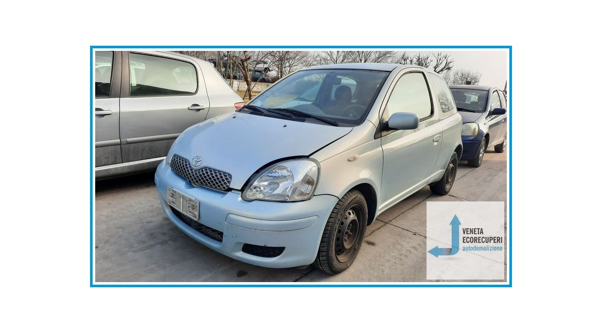 TOYOTA YARIS FRP del 2004 parti usate e ricambi