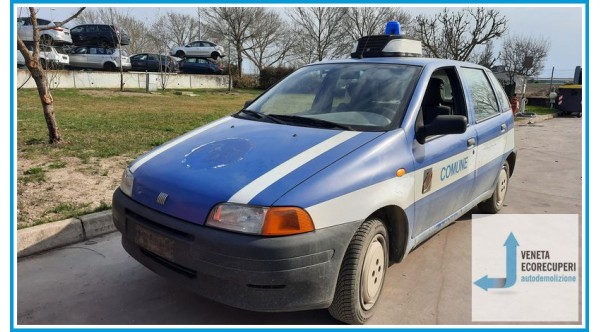 FIAT PUNTO 1a Serie  del 1994 parti usate e ricambi