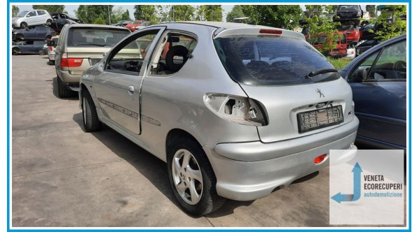 PEUGEOT 206  del 2005 parti usate e ricambi