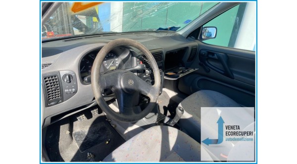 VOLKSWAGEN POLO 3a Serie  del 1998 parti usate e ricambi