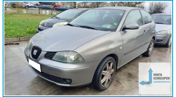 SEAT IBIZA 6L del 2003 parti usate e ricambi - Tipo Motore ASZ
