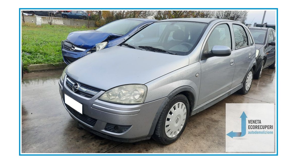 OPEL CORSA X01 del 2004 parti usate e ricambi - Tipo Motore Z13DT