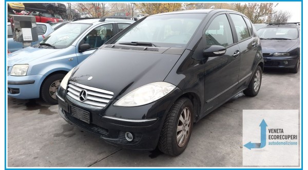 MERCEDES-BENZ Classe A W/C169 del 2006 parti usate e ricambi - Tipo Motore 266920