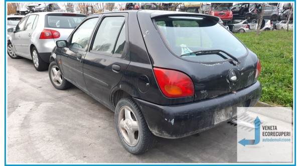 FORD FIESTA DX del 1998 parti usate e ricambi - Tipo Motore DHA