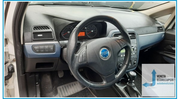FIAT GRANDE PUNTO 2Y del 2007 parti usate e ricambi - Tipo Motore 199A6000
