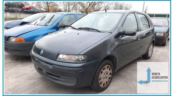FIAT PUNTO 1N/1P del 2003 parti usate e ricambi - Tipo Motore 188A7000