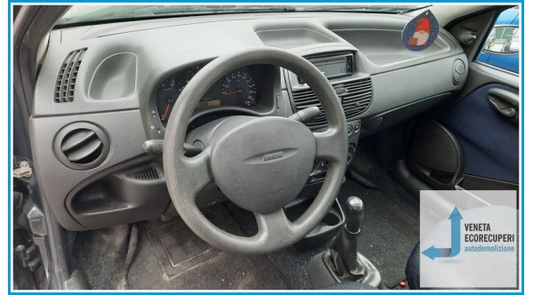 FIAT PUNTO 1N/1P del 2003 parti usate e ricambi - Tipo Motore 188A7000