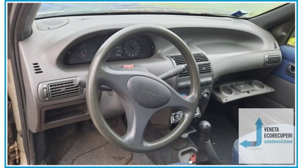 FIAT PUNTO 1N/1P del 2003 parti usate e ricambi - Tipo Motore 188A4000