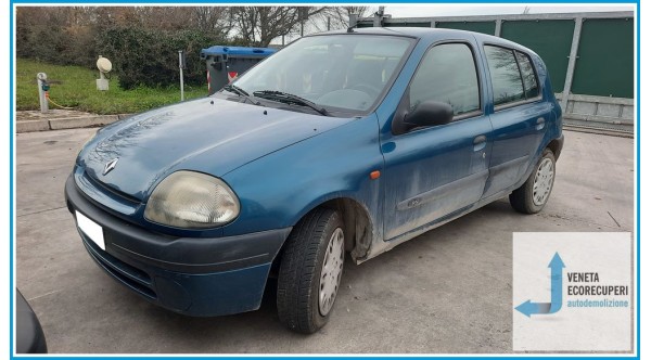 RENAULT CLIO 2a Serie  del 1999 parti usate e ricambi - Tipo Motore D7FD7