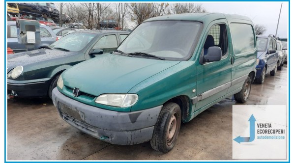 PEUGEOT RANCH  del 2002 parti usate e ricambi - Tipo Motore WJY