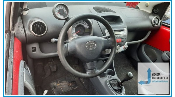 TOYOTA AYGO 1a Serie  del 2008 parti usate e ricambi