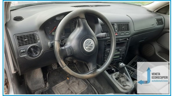 VOLKSWAGEN GOLF 1J del 2003 parti usate e ricambi - Tipo Motore ATD