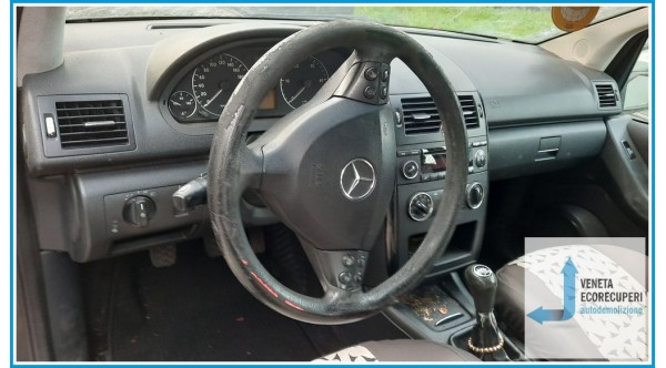 MERCEDES-BENZ Classe A W/C169 del 2004 parti usate e ricambi - Tipo Motore 640940