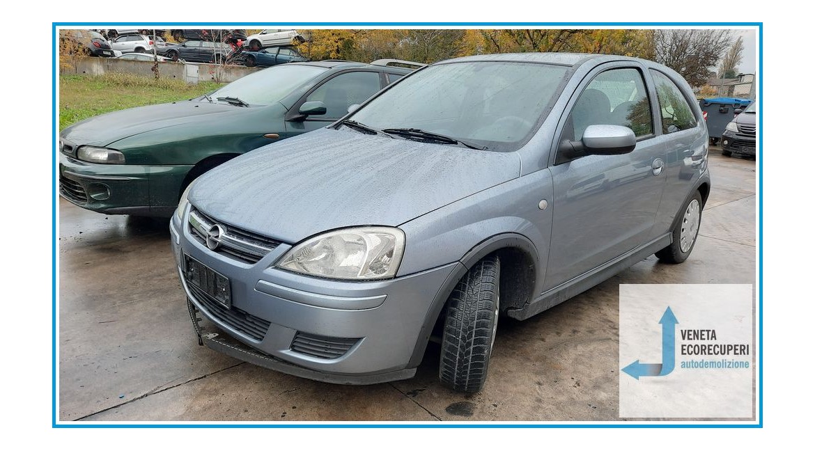 OPEL CORSA X01 del 2004 parti usate e ricambi - Tipo Motore Z10XEP
