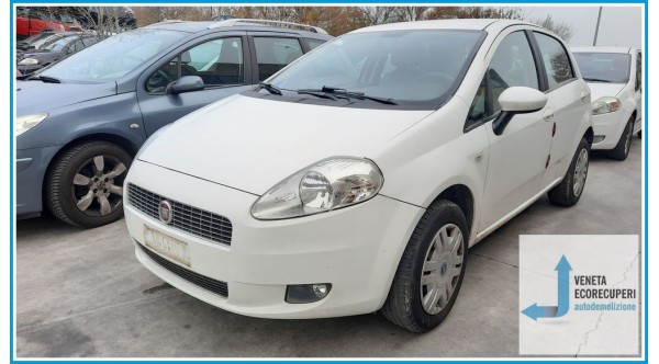 FIAT GRANDE PUNTO 4C del 2008 parti usate e ricambi - Tipo Motore 350A1000