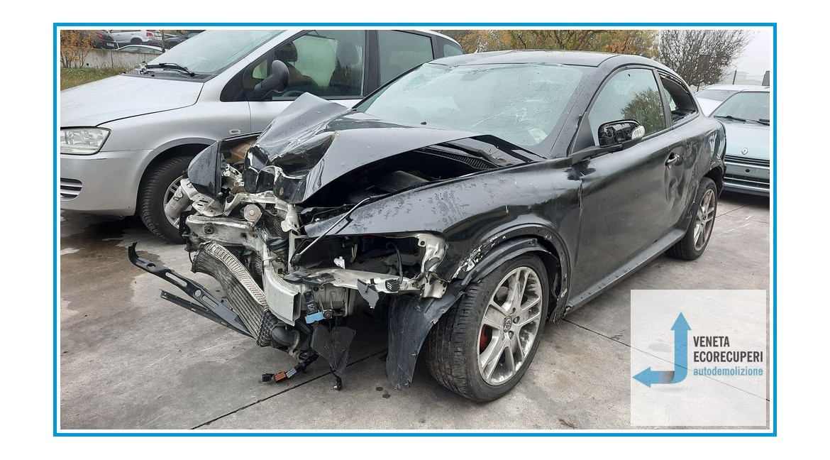 VOLVO C30  del 2007 parti usate e ricambi - Tipo Motore D4204T