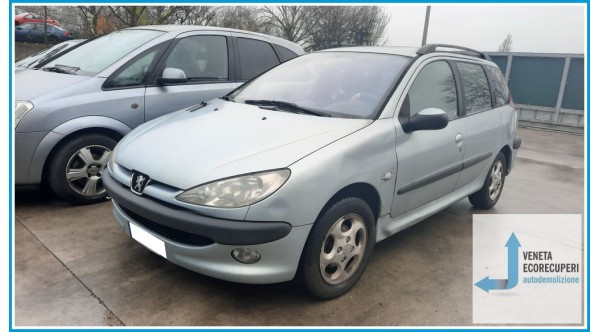 PEUGEOT 206  del 2003 parti usate e ricambi - Tipo Motore 8HX