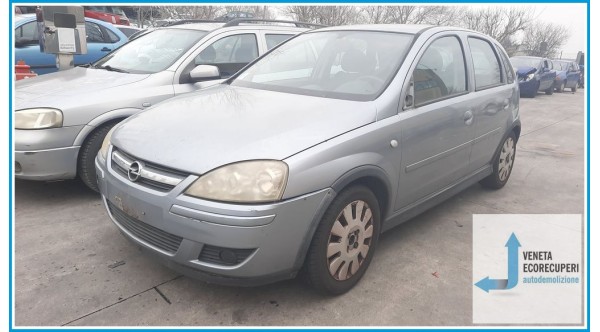 OPEL CORSA X01 del 2003 parti usate e ricambi - Tipo Motore Z13DT