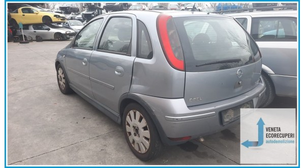 OPEL CORSA X01 del 2003 parti usate e ricambi - Tipo Motore Z13DT