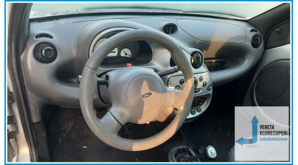 FORD KA CCQ del 2001 parti usate e ricambi - Tipo Motore J4S
