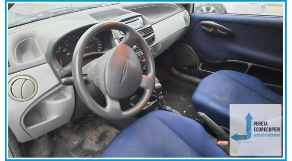 FIAT PUNTO 1N/1P del 2000 parti usate e ricambi - Tipo Motore 188A5000