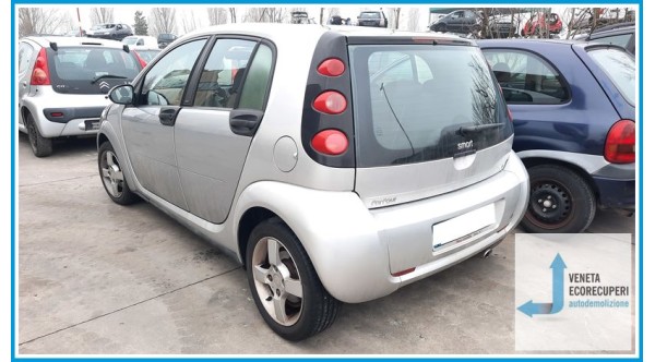 SMART FORFOUR W454 del 2006 parti usate e ricambi - Tipo Motore 134910