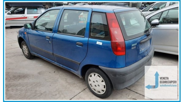 FIAT PUNTO 1a Serie  del 1997 parti usate e ricambi - Tipo Motore 176B2000