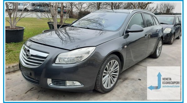 OPEL INSIGNIA G09 del 2010 parti usate e ricambi - Tipo Motore A20DTH