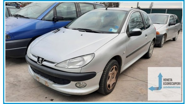 PEUGEOT 206  del 2001 parti usate e ricambi - Tipo Motore HFX