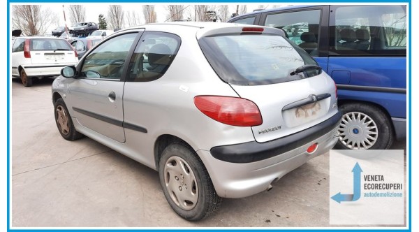 PEUGEOT 206  del 2001 parti usate e ricambi - Tipo Motore HFX