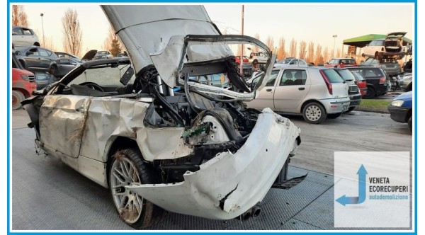 BMW Serie 3 E90/E91 del 2010 parti usate e ricambi - Tipo Motore N57D30A