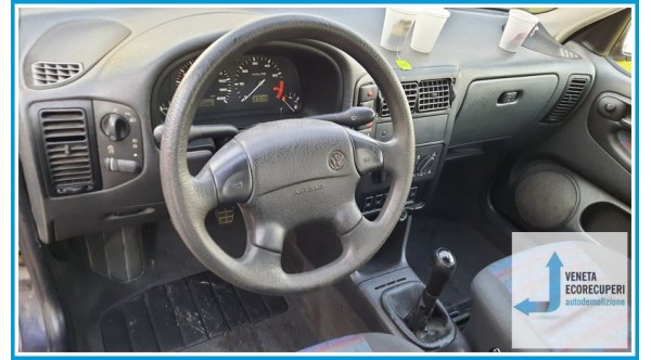 VOLKSWAGEN POLO 3a Serie  del 1996 parti usate e ricambi - Tipo Motore AEX