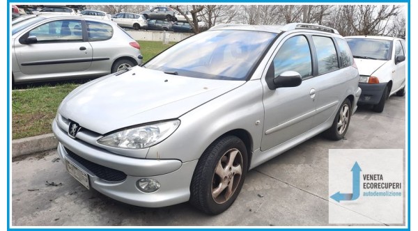 PEUGEOT 206  del 2005 parti usate e ricambi - Tipo Motore NFU