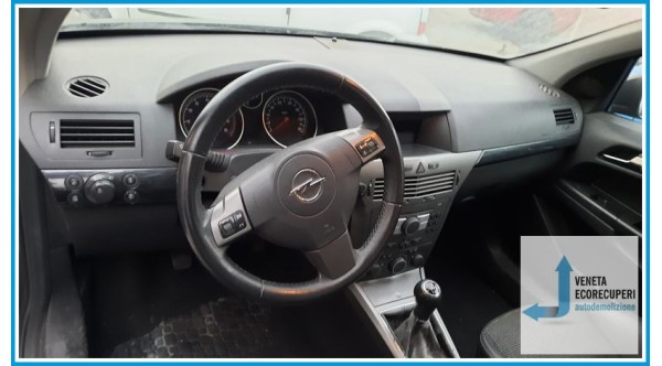OPEL ASTRA A04 del 2006 parti usate e ricambi - Tipo Motore Z16XEP