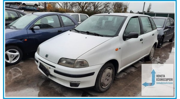 FIAT PUNTO 1a Serie  del 1994 parti usate e ricambi - Tipo Motore 176a8000