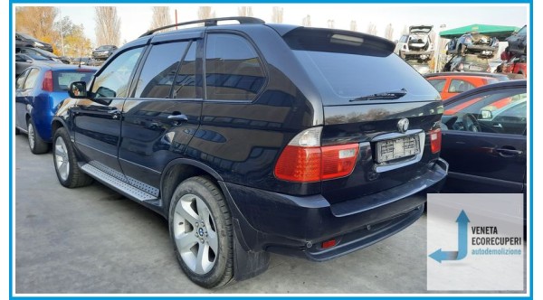 BMW X5 E53 del 2004 parti usate e ricambi - Tipo Motore 306D2
