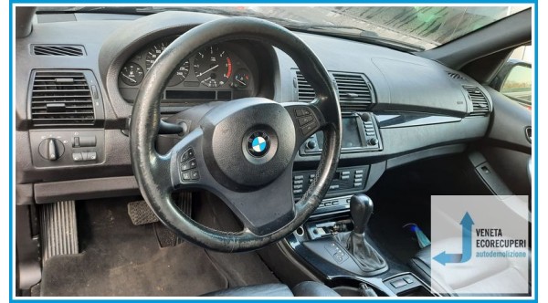 BMW X5 E53 del 2004 parti usate e ricambi - Tipo Motore 306D2