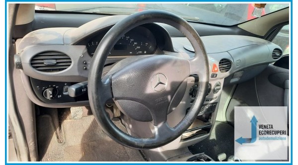 MERCEDES-BENZ Classe A W168 del 2000 parti usate e ricambi - Tipo Motore 668940