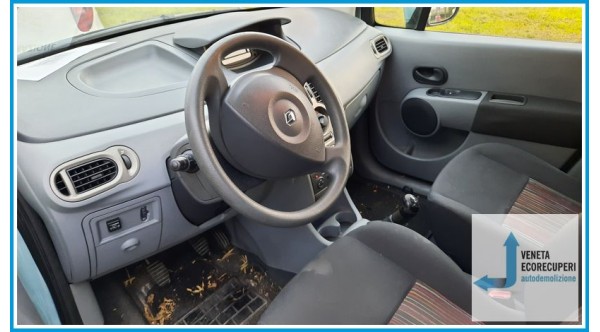 RENAULT MODUS 2a Serie  del 2009 parti usate e ricambi - Tipo Motore D4FD7