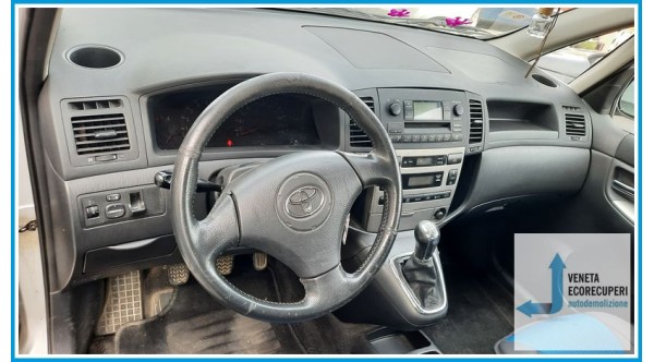 TOYOTA COROLLA 5p  del 2003 parti usate e ricambi - Tipo Motore 3ZZFE