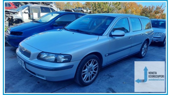 VOLVO V70/XC70  del 2002 parti usate e ricambi - Tipo Motore B5244S