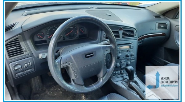 VOLVO V70/XC70  del 2002 parti usate e ricambi - Tipo Motore B5244S